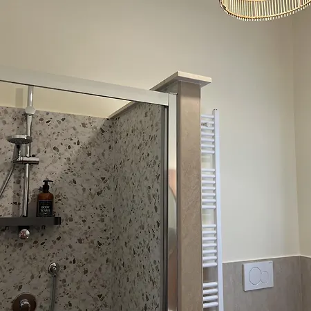 Casacoco Con Posto Auto E 2 Bagni *