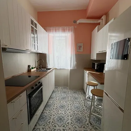 Casacoco Con Posto Auto E 2 Bagni *