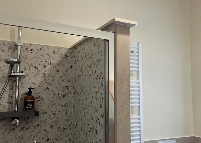 Casacoco Con Posto Auto E 2 Bagni *