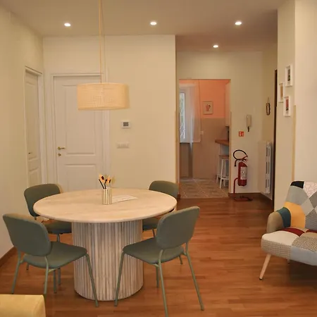 Casacoco Con Posto Auto E 2 Bagni 度假居 罗马