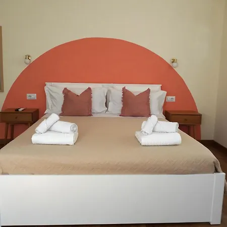 Casacoco Con Posto Auto E 2 Bagni 度假居