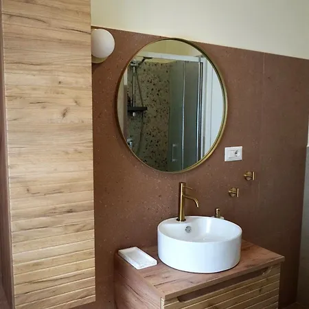 Casacoco Con Posto Auto E 2 Bagni 度假居