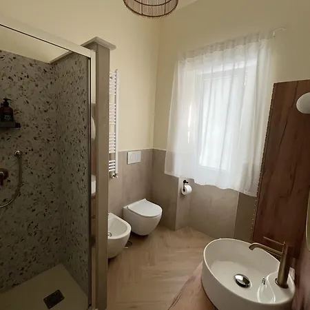 Casacoco Con Posto Auto E 2 Bagni * ローマ